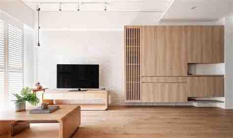 提供透明光療服務的專家傑瑜工作室