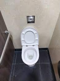 御琪水電維修安裝工程行 - 馬桶安裝,扶手安裝。 御琪水電維修安裝工程行 - 馬桶安裝,扶手安裝。