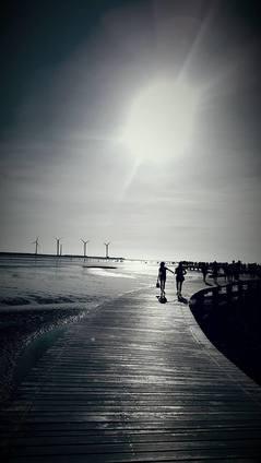 布拉魚包車旅遊.機場接送 - 