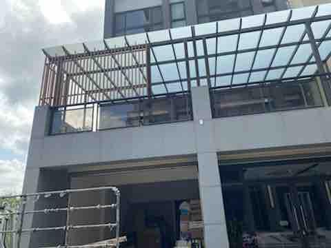 長峰鋁門窗行 - 