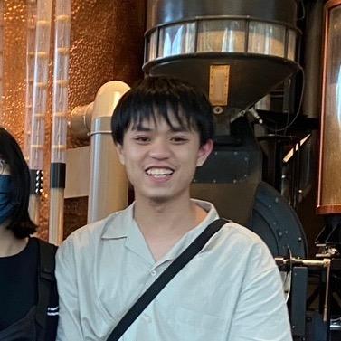 提供111數甲服務的專家黃亮諭