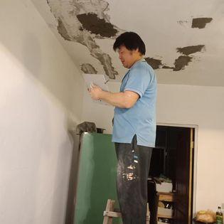 語堂防水抓漏工程 - 汐止林森路壁癌鋼筋脫落施工中照片