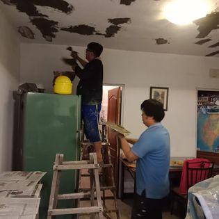 語堂防水抓漏工程 - 汐止林森路壁癌鋼筋脫落施工中照片