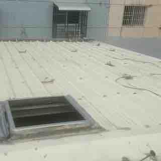 豪億 室內裝修 - 屋頂補膠