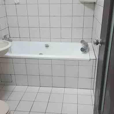竑耀職人水電有限公司 - 更換浴缸完成