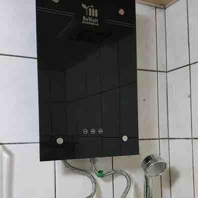 竑耀職人水電有限公司 - 