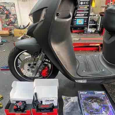 阿部車業 - 改裝前 升級煞車系統