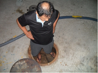 上佑妮事業有限公司 - 化糞池糞便硬化人可以站立