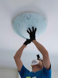 萬達水電、冷氣、統包工程 - 安裝燈具