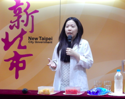 張越評營養師 - 新北市政府衛生局《抽驗冰塊飲品衛生習慣與營養飲食》新聞稿內容撰寫與形象露出。