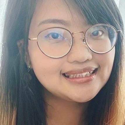 提供履歷canva服務的專家Lizzy