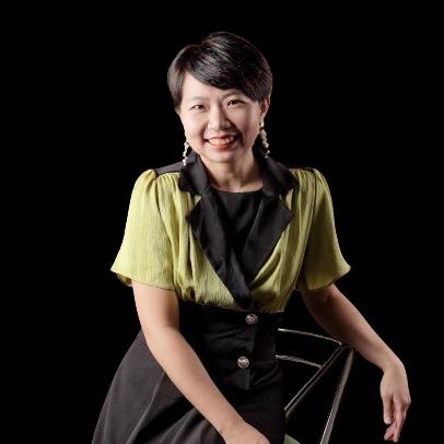 提供營利所得服務的專家蔡佳恬