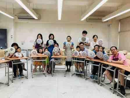 蔡佳恬 - 兒童親子直覺式繪畫教學