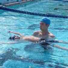 海豚游泳教練 - 