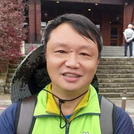 提供deeplpro破解服務的專家梁志平