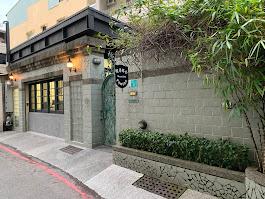 健華聯合事務所 - 事務所正門