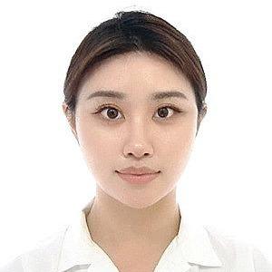 提供奧數教程服務的專家Irene