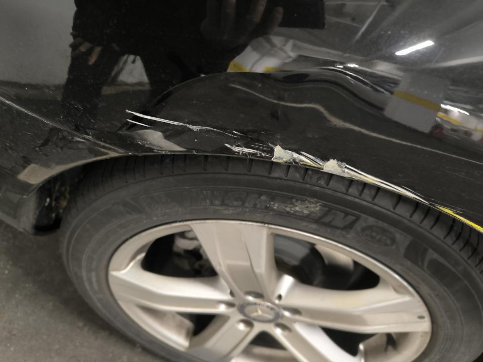 汽車板金烤漆案件圖片