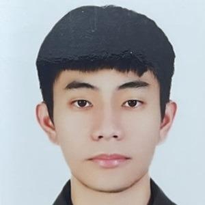 提供數學家教高雄服務的專家洪祥睿