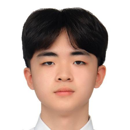 提供多益服務的專家曾宥澤