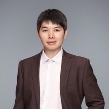 提供營養補充品服務的專家Elvis Li