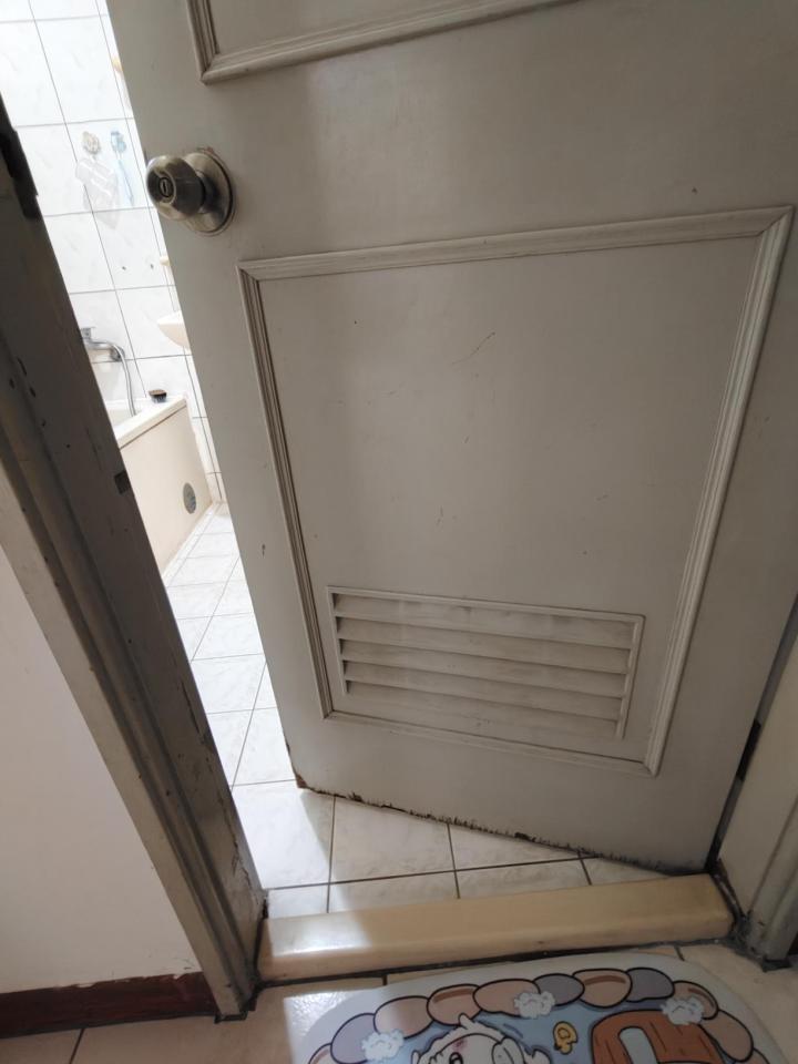 浴室門案件圖片