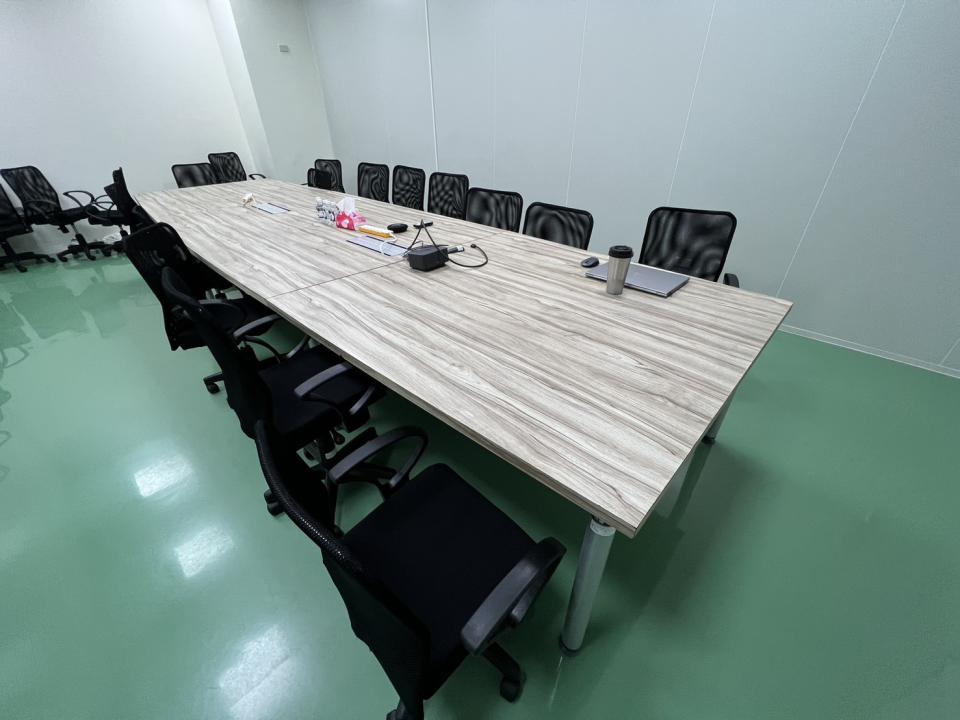 辦公家具回收案件圖片 辦公家具回收案件圖片