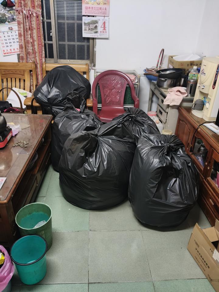 代收垃圾案件圖片