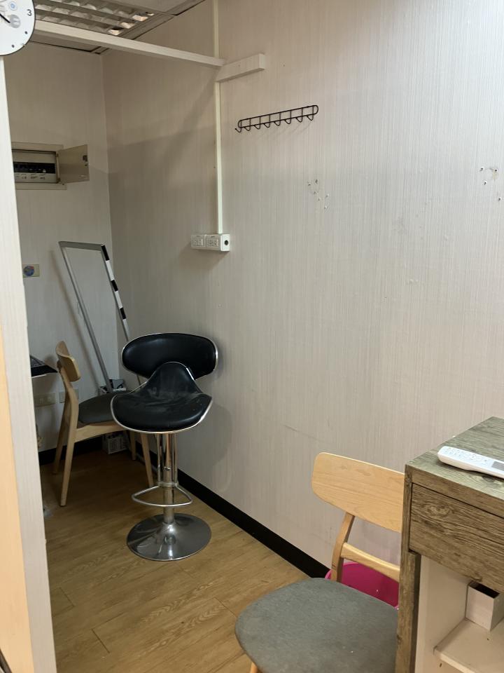 壁紙清除案件圖片