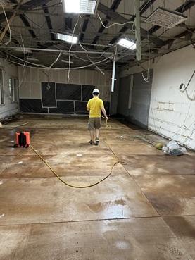 長安室內裝修工程行 - 湖山國小-幼兒班室內地坪-環境消毒