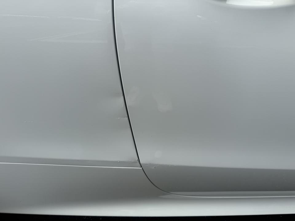 汽車板金烤漆案件圖片
