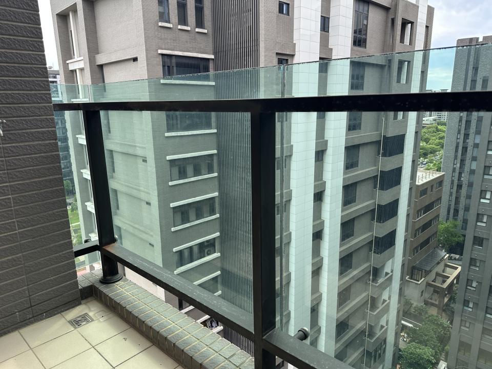 窗戶維修案件圖片