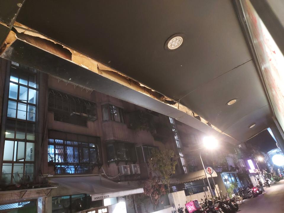 招牌維修案件圖片