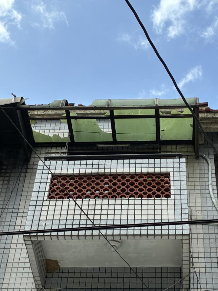 鐵皮屋頂案件圖片