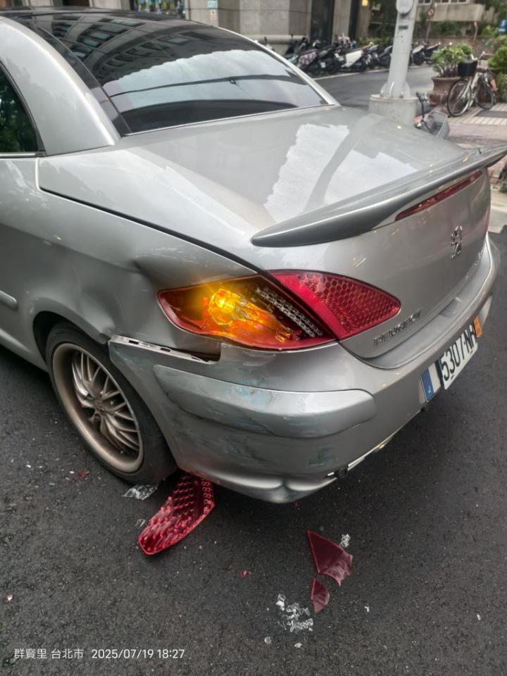 汽車板金烤漆案件圖片 汽車板金烤漆案件圖片