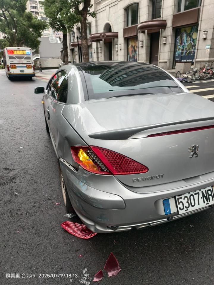 汽車板金烤漆案件圖片 汽車板金烤漆案件圖片