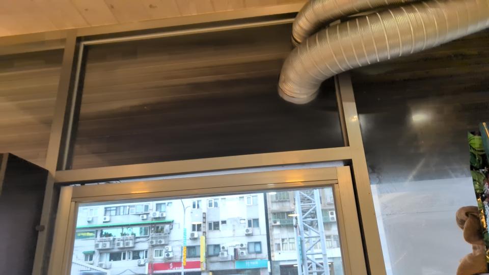 鐵捲門維修案件圖片