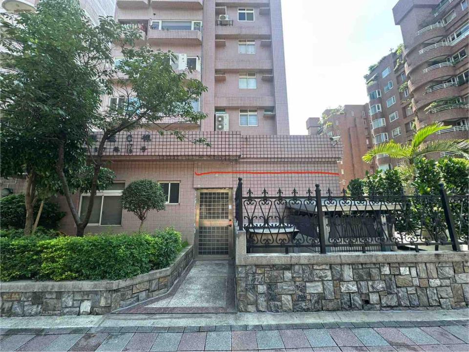 遮雨棚安裝案件圖片