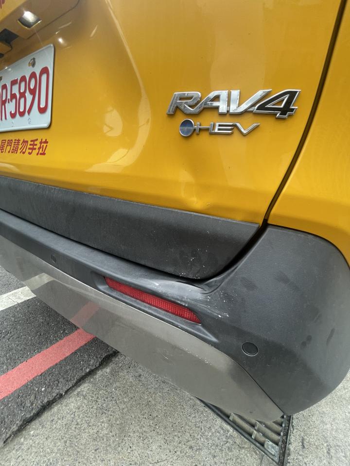 汽車板金烤漆案件圖片
