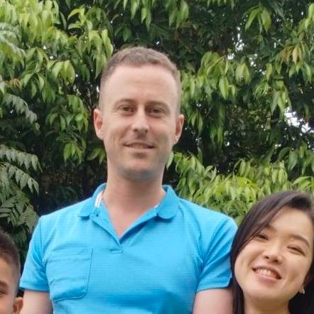 提供動漫age服務的專家Craig