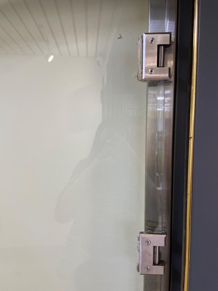 玻璃拉門案件圖片