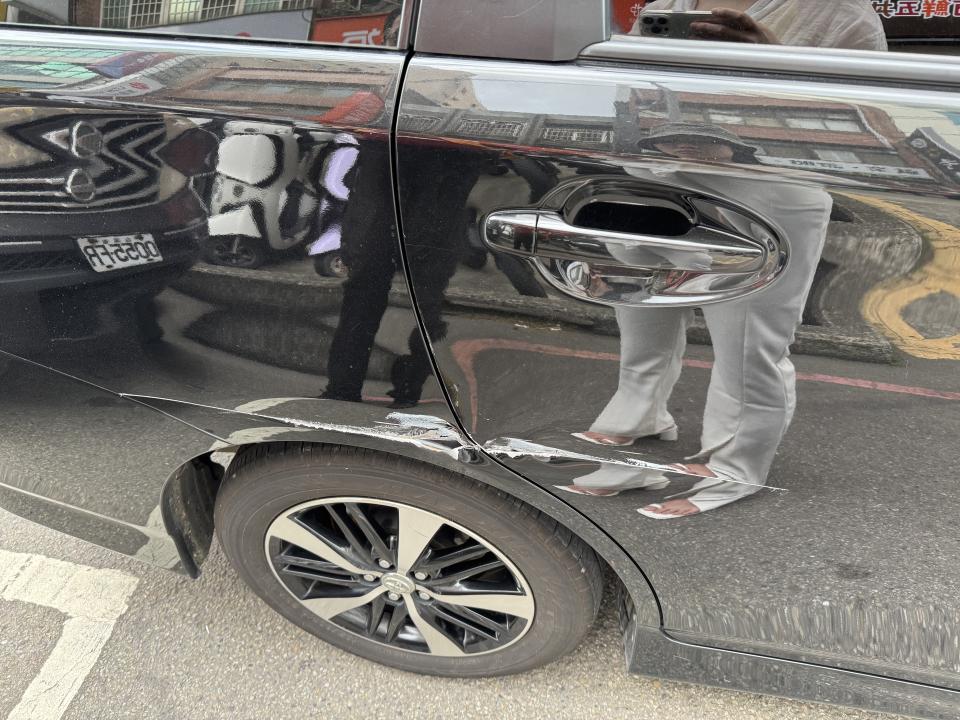 汽車板金烤漆案件圖片