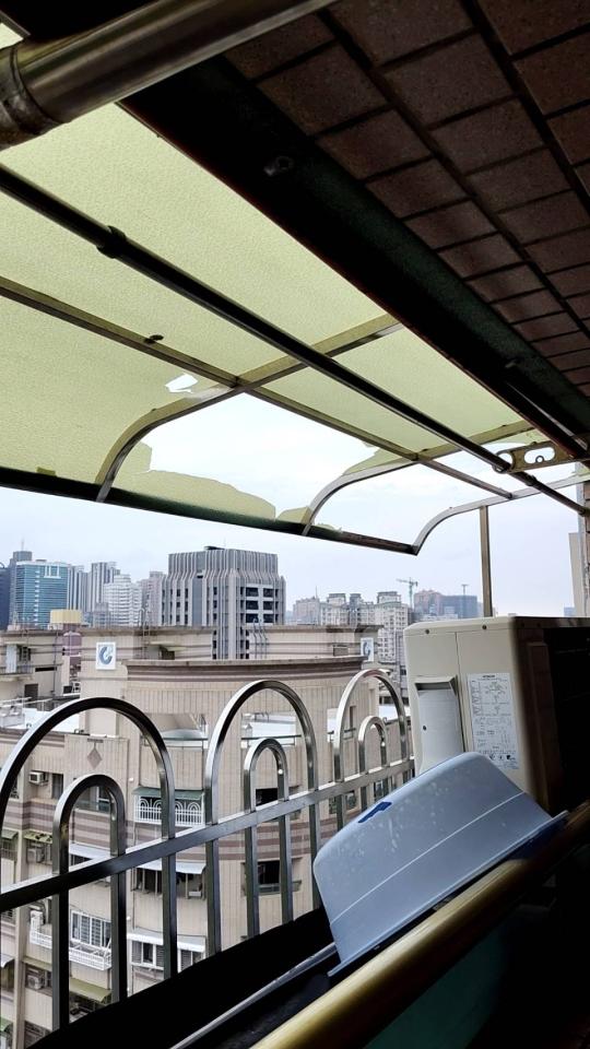 遮雨棚安裝案件圖片