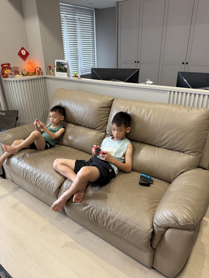 沙發修理案件圖片 沙發修理案件圖片