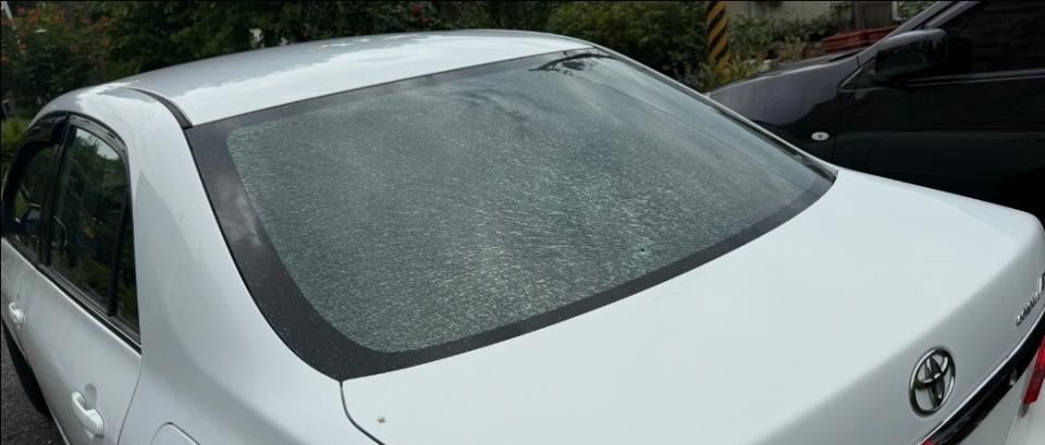 汽車玻璃修補案件圖片 汽車玻璃修補案件圖片