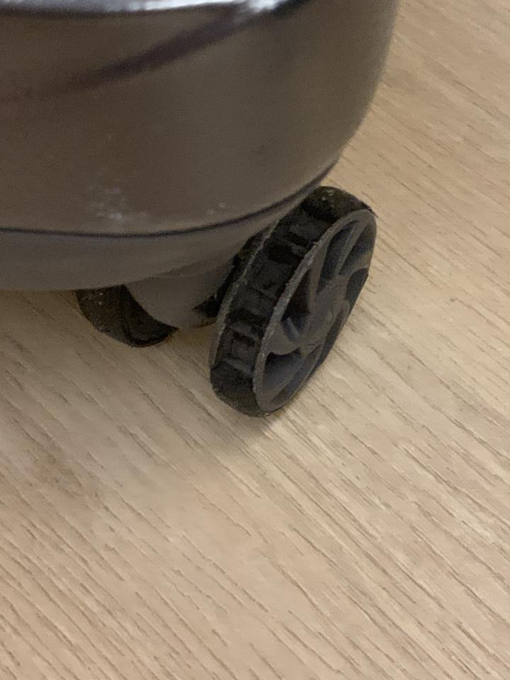 行李箱維修案件圖片