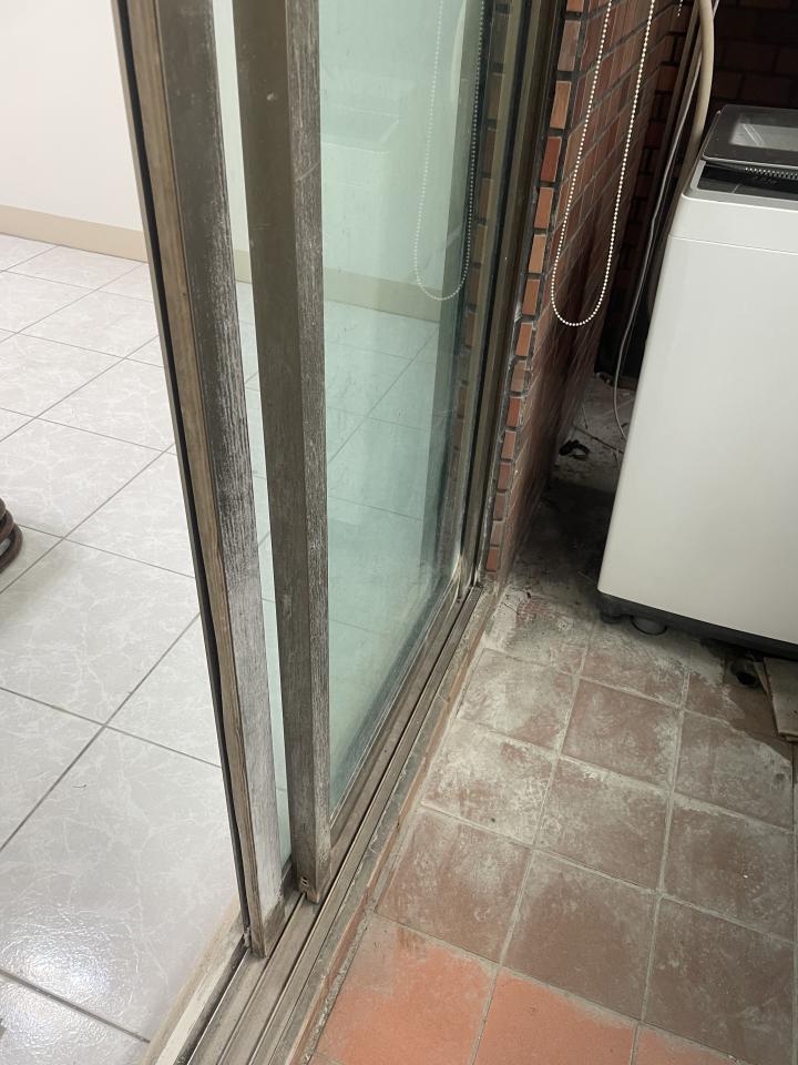 落地窗案件圖片 落地窗案件圖片