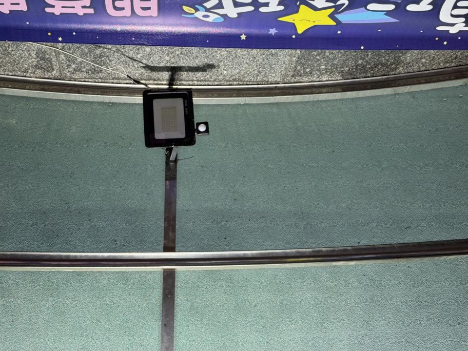 採光罩案件圖片