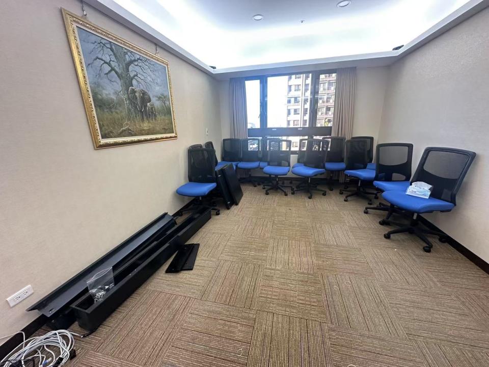 辦公家具回收案件圖片