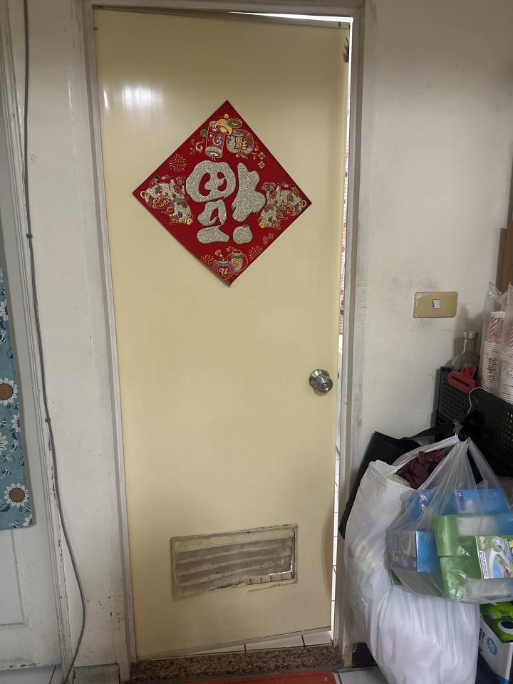 浴室門案件圖片 浴室門案件圖片